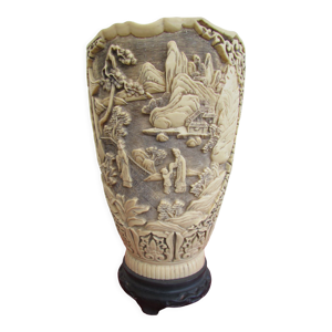 Vase extrême orient