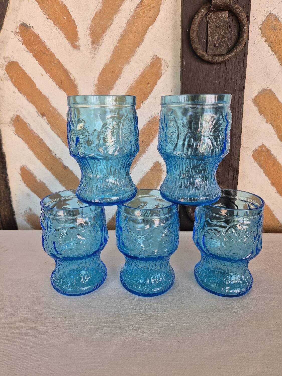 Vintage blue orangeade service