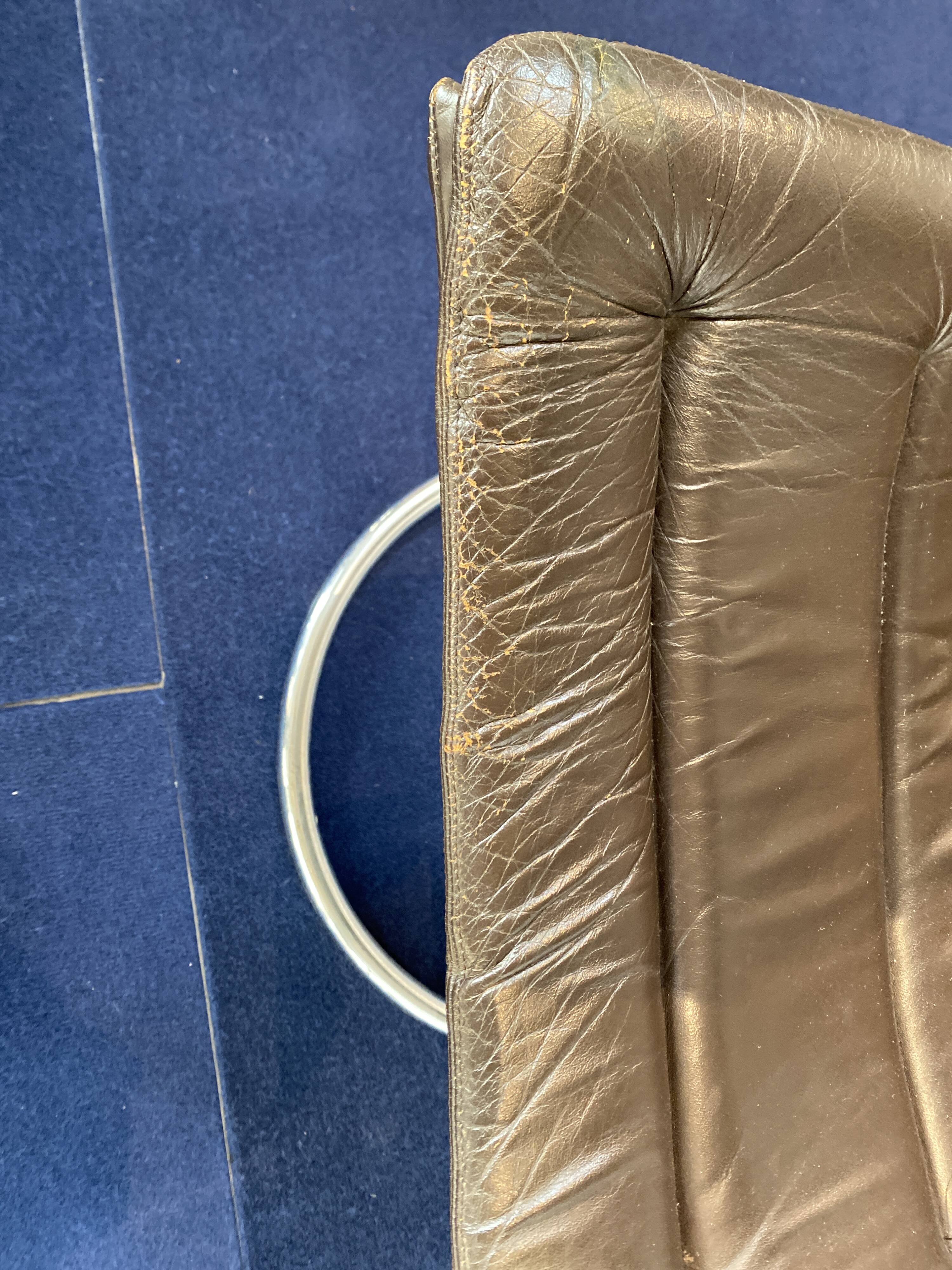 Set of 4 leather and chrome chairs