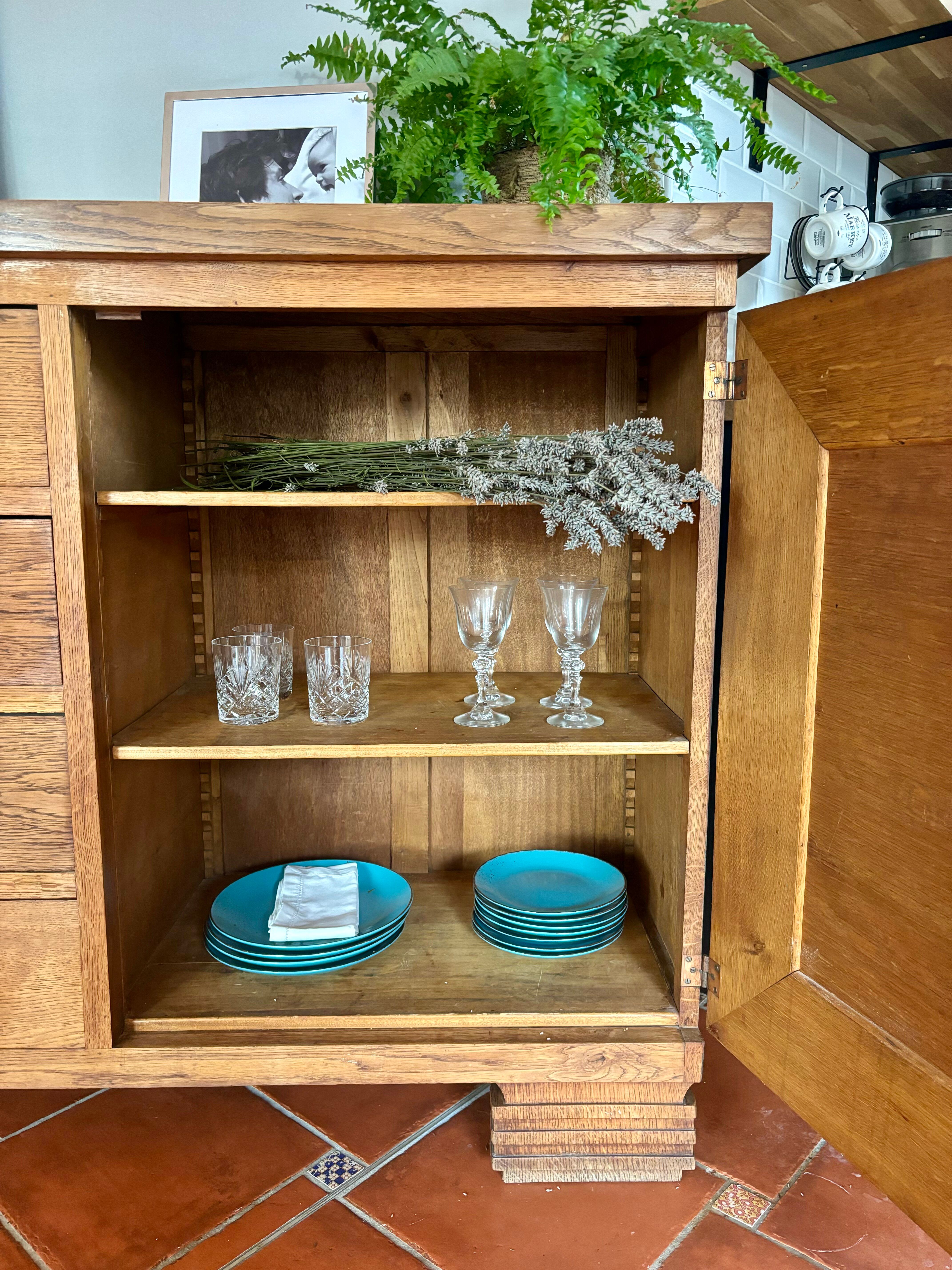 Buffet inspiré du style de Charles Dudouyt