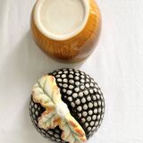 Pot à couvercle en forme de gland