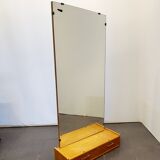 Miroir avec étagère