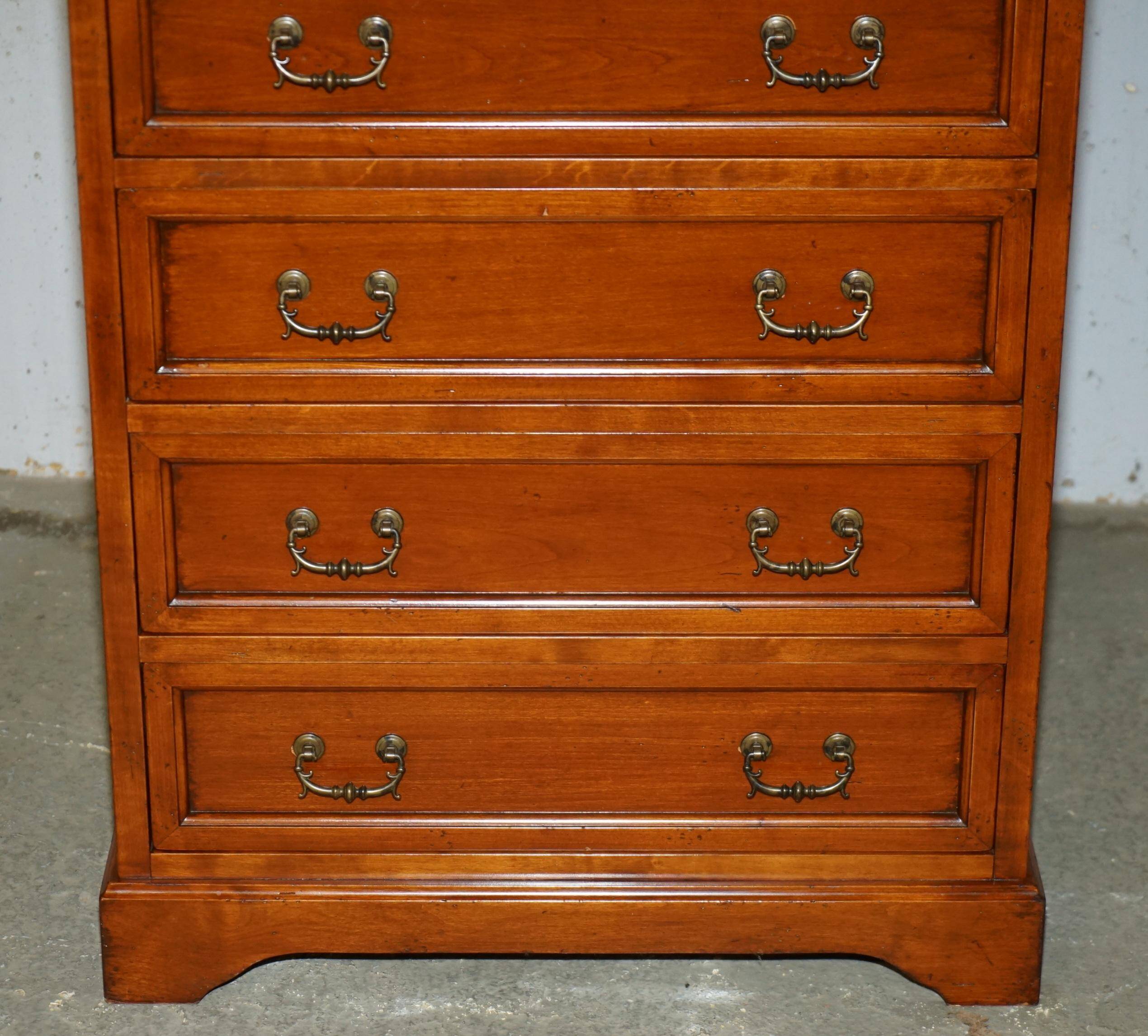 Large tall drawer unit Consorzio Mobili in cherry wood