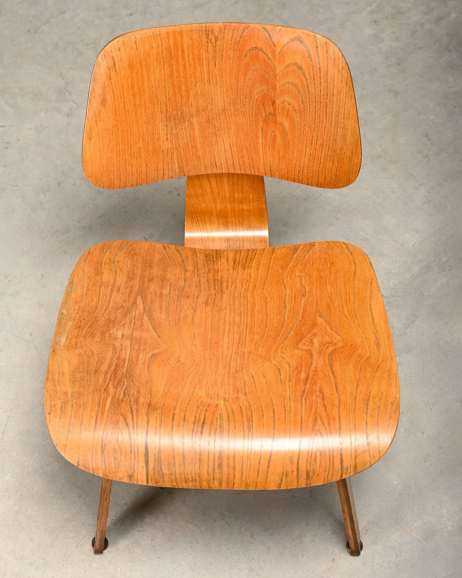 Charles and Ray Eames Early DCW Ash Plywood Dining Chairs for Herman Miller