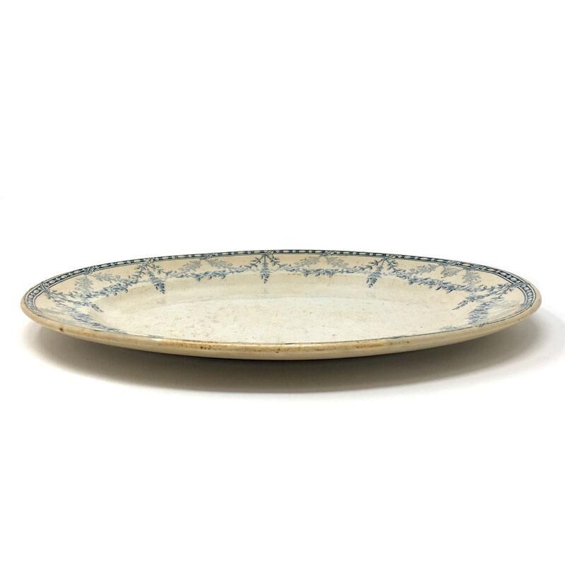 Flat service ceramic blue frieze bay