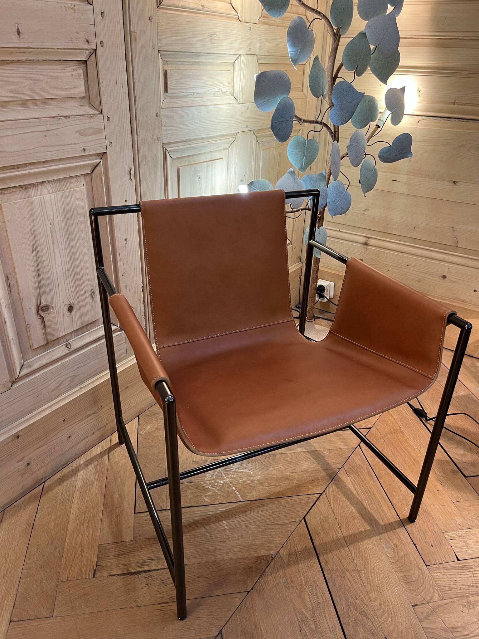 "Ming's Heart" Armchair Publisher Poltrona Frau Designer Shi-Chieh Lu