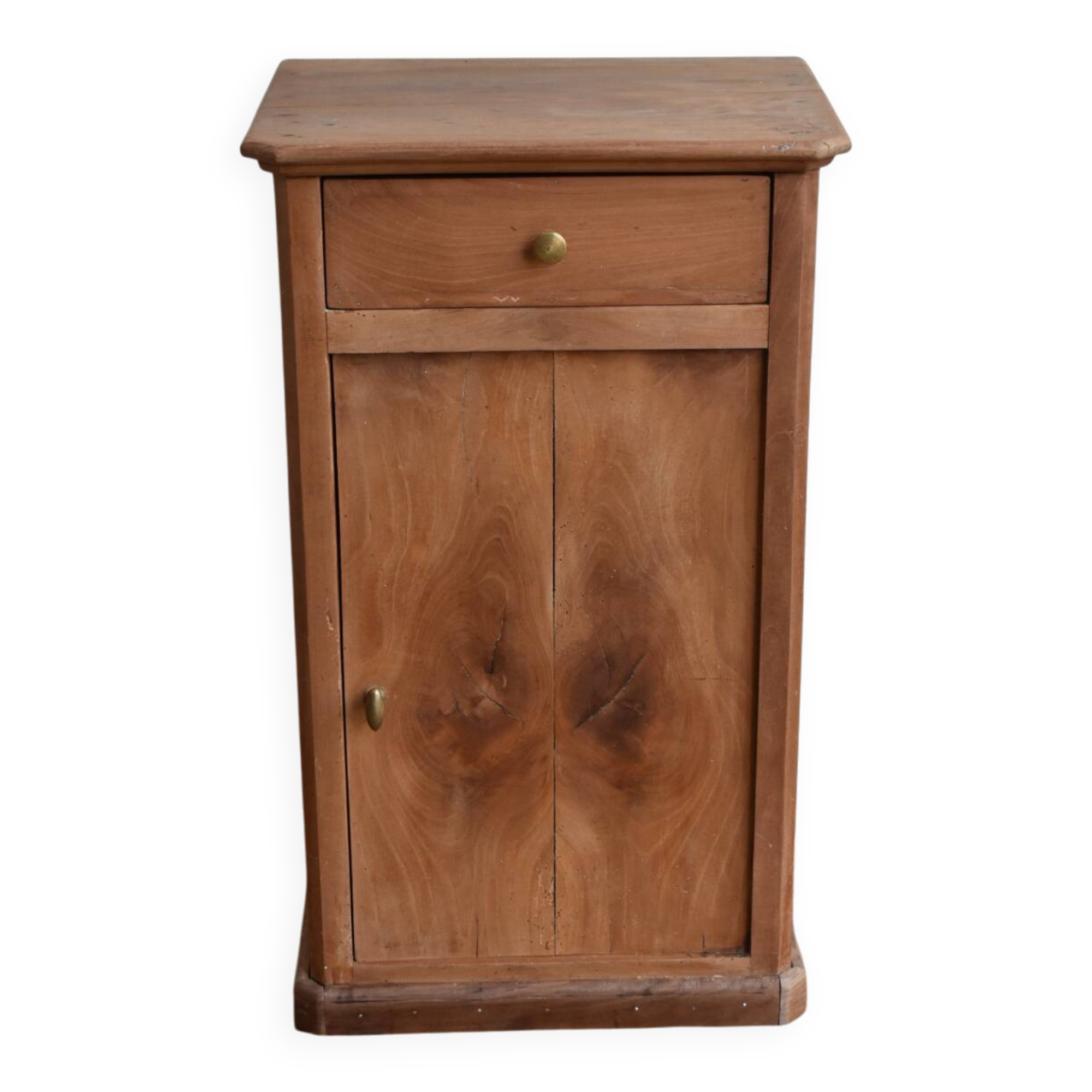 Nightstand in Walnut