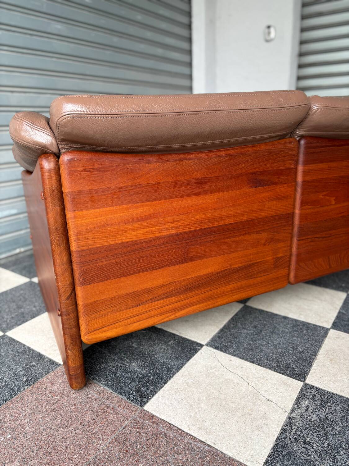 Canapé danois en teck massif Mikael Laursen