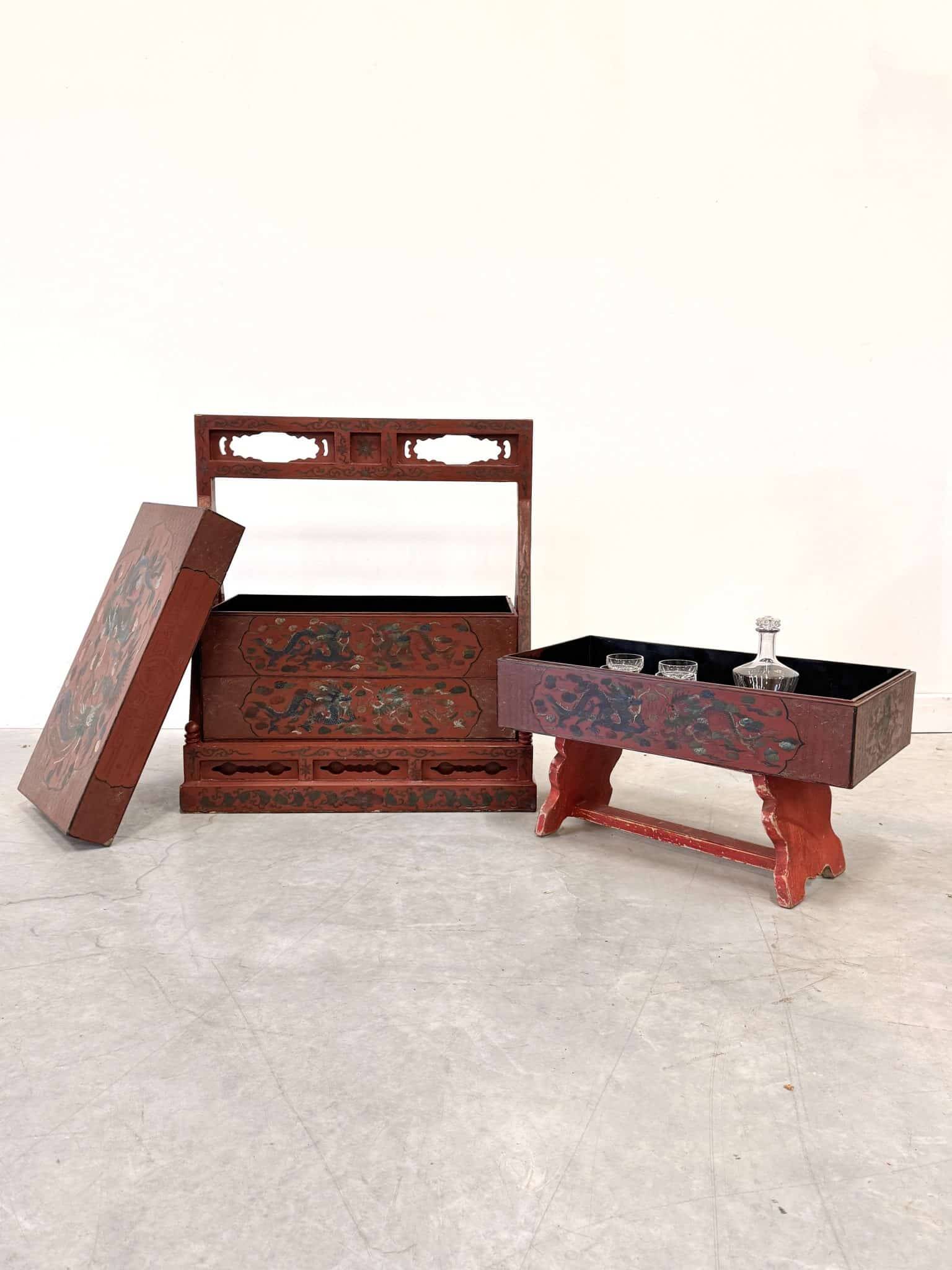 Chinese wedding chest, lacquered wood, hand-painted decoration