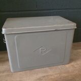 Vintage grey metal case "R"