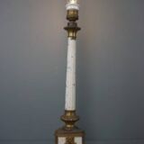 Antique columnar lamp