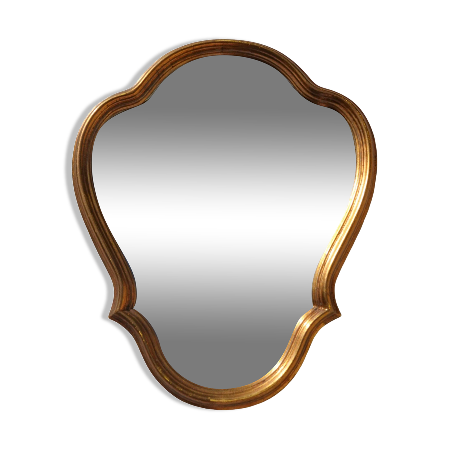 Wall mirror