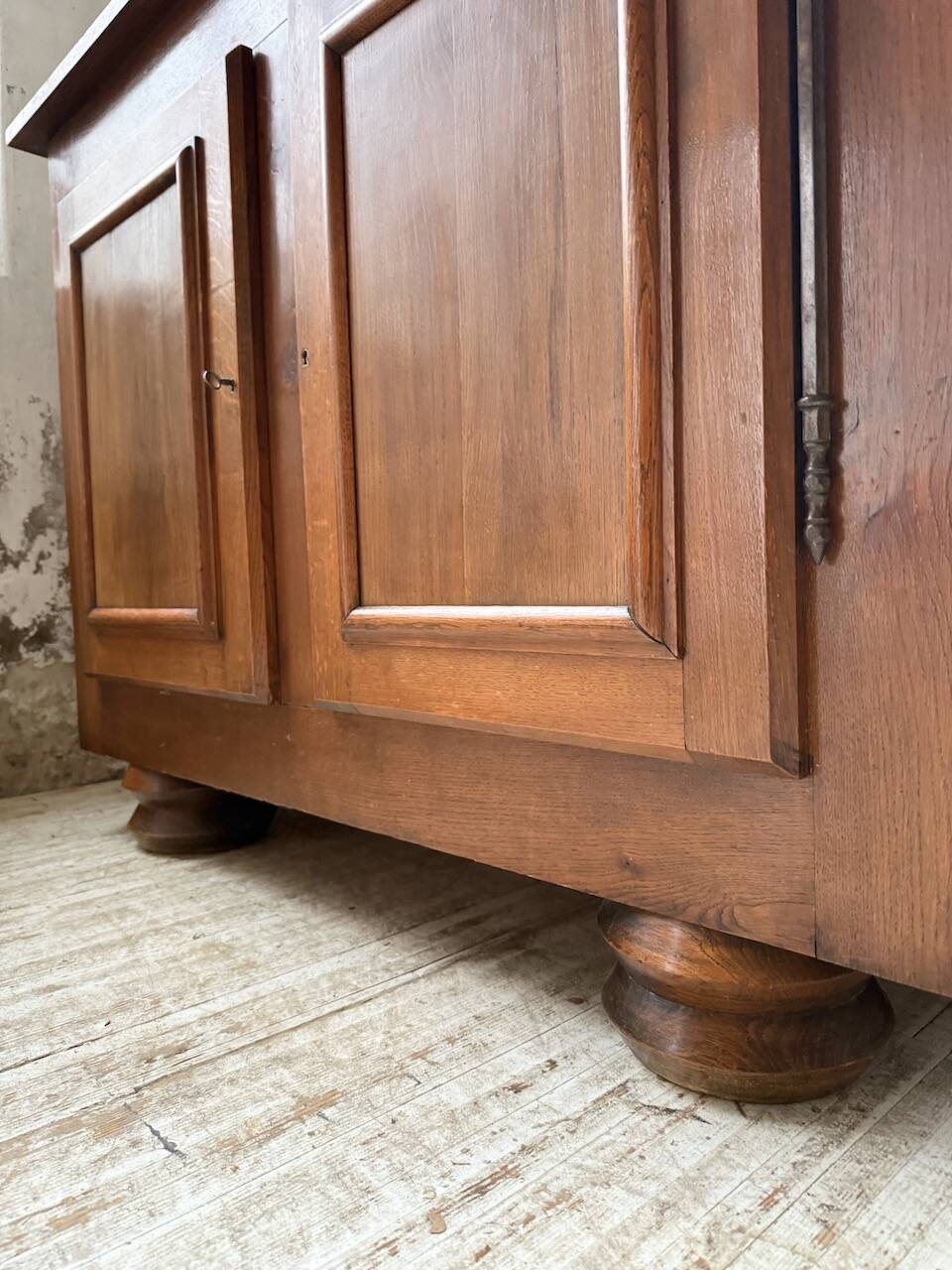 Dudouyt oak furniture 1940