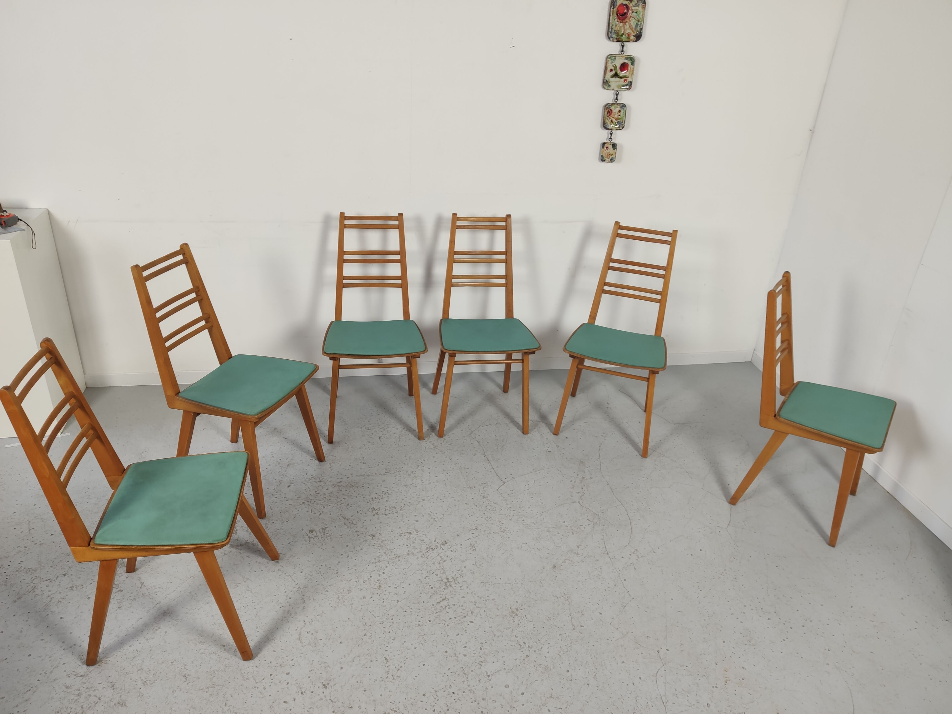 6 vintage chairs  1950
