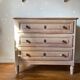 Commode 3 tiroirs en bois massif ancien rénové