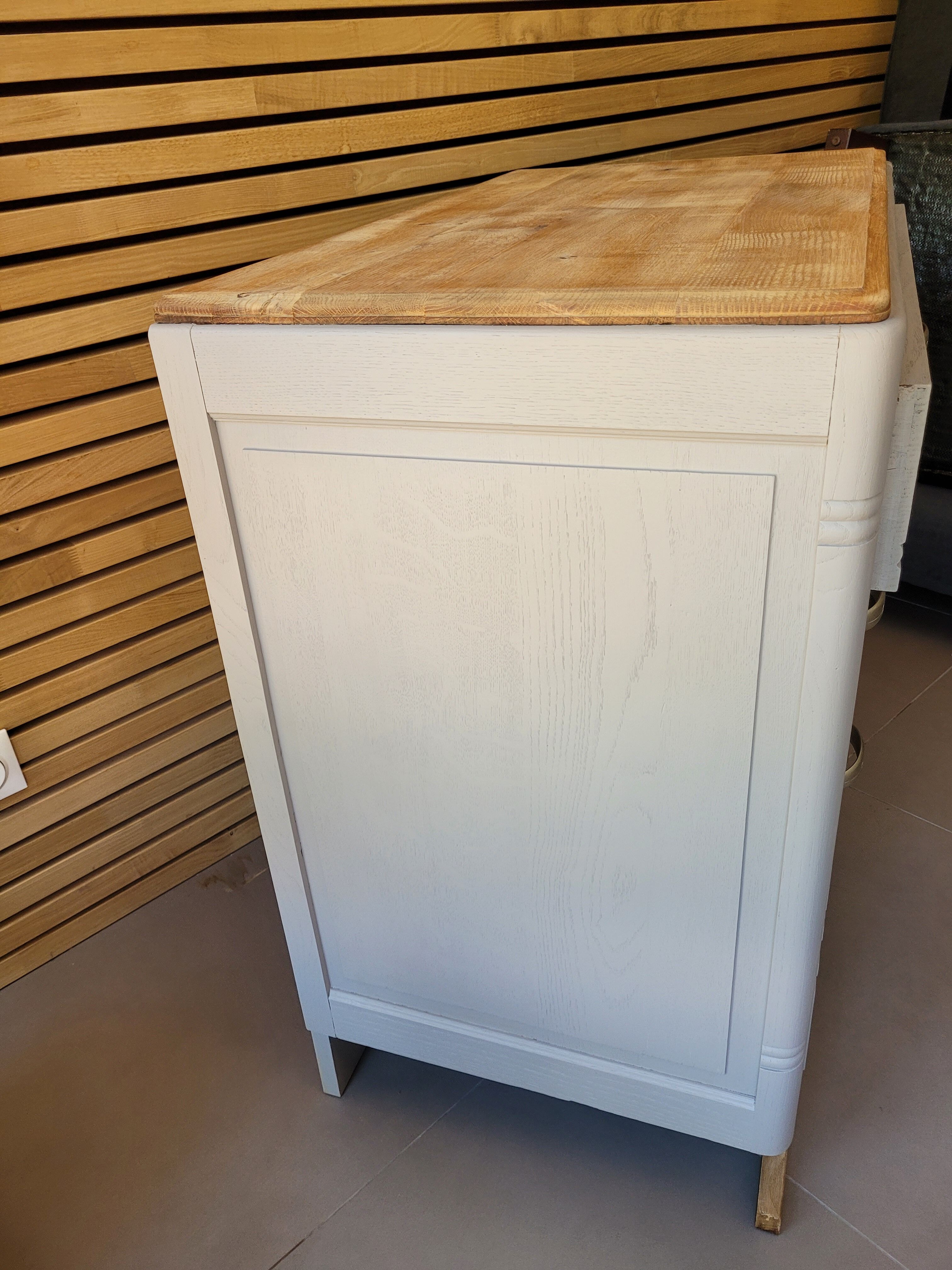 Art Deco chest of drawers with moustache encroachment
