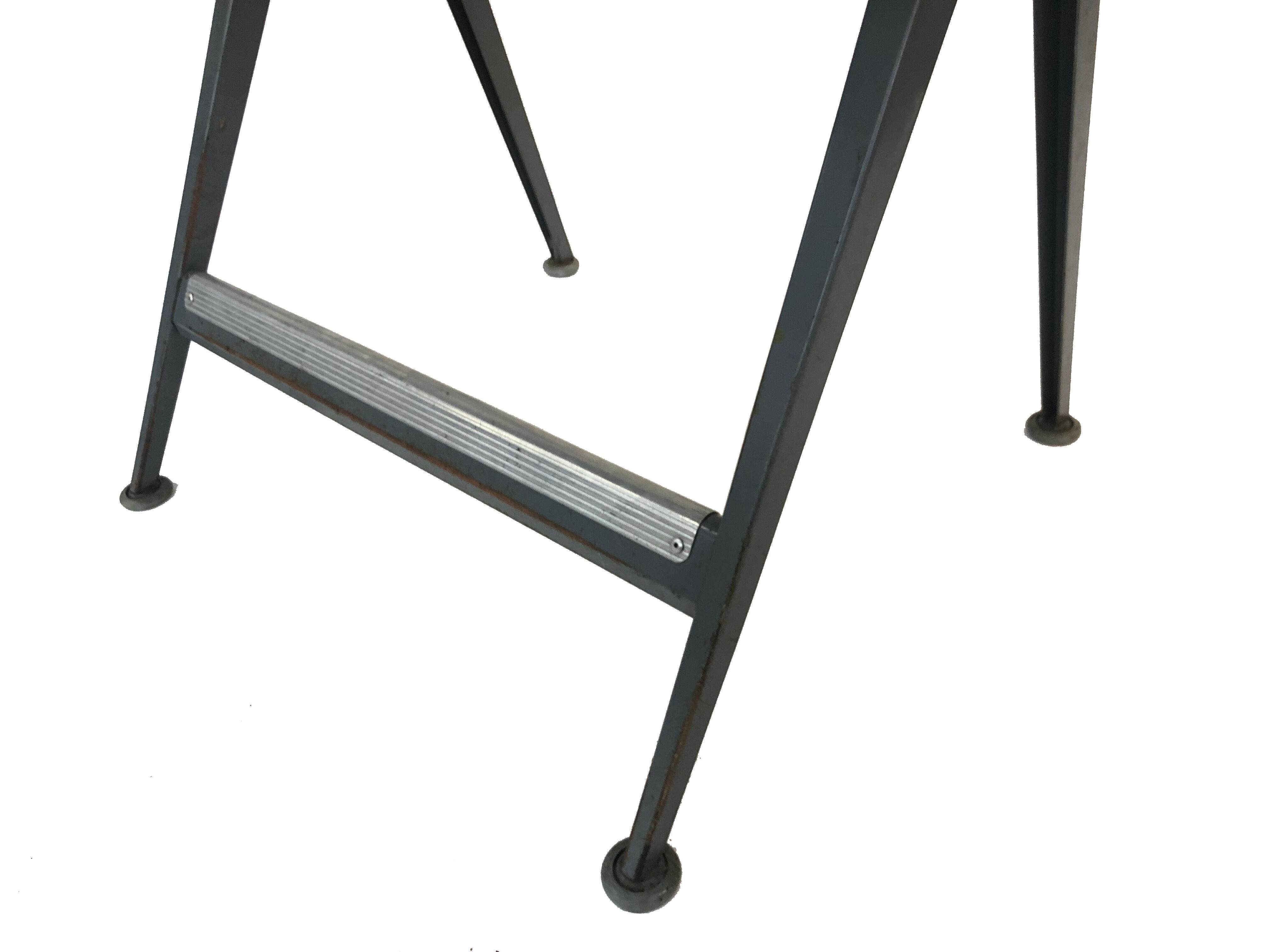 The original Drawing Board Reply Wim Rietveld and Friso Kramer for Ahrend by Cirkel