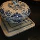 Service en faience de GIEN bleu camaieu dauphin