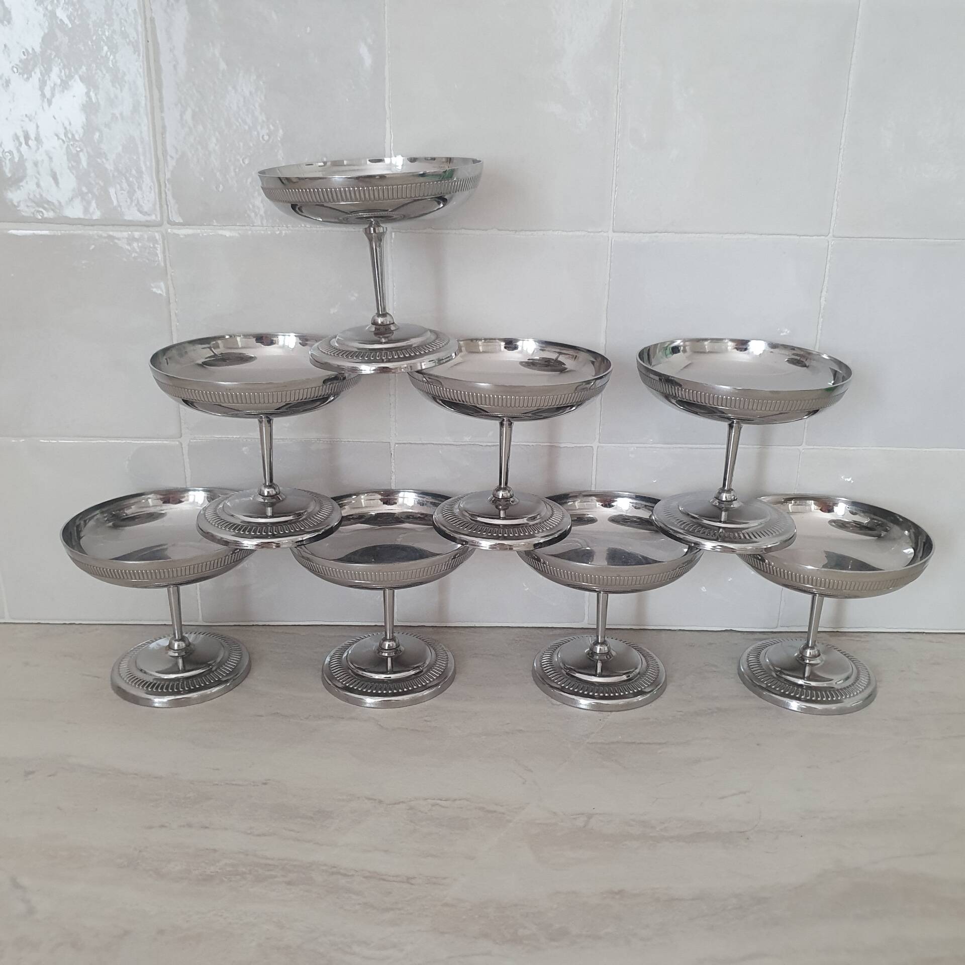 8 stainless steel 18/10 FCA style Létang and Rémi Jean Couzon cups