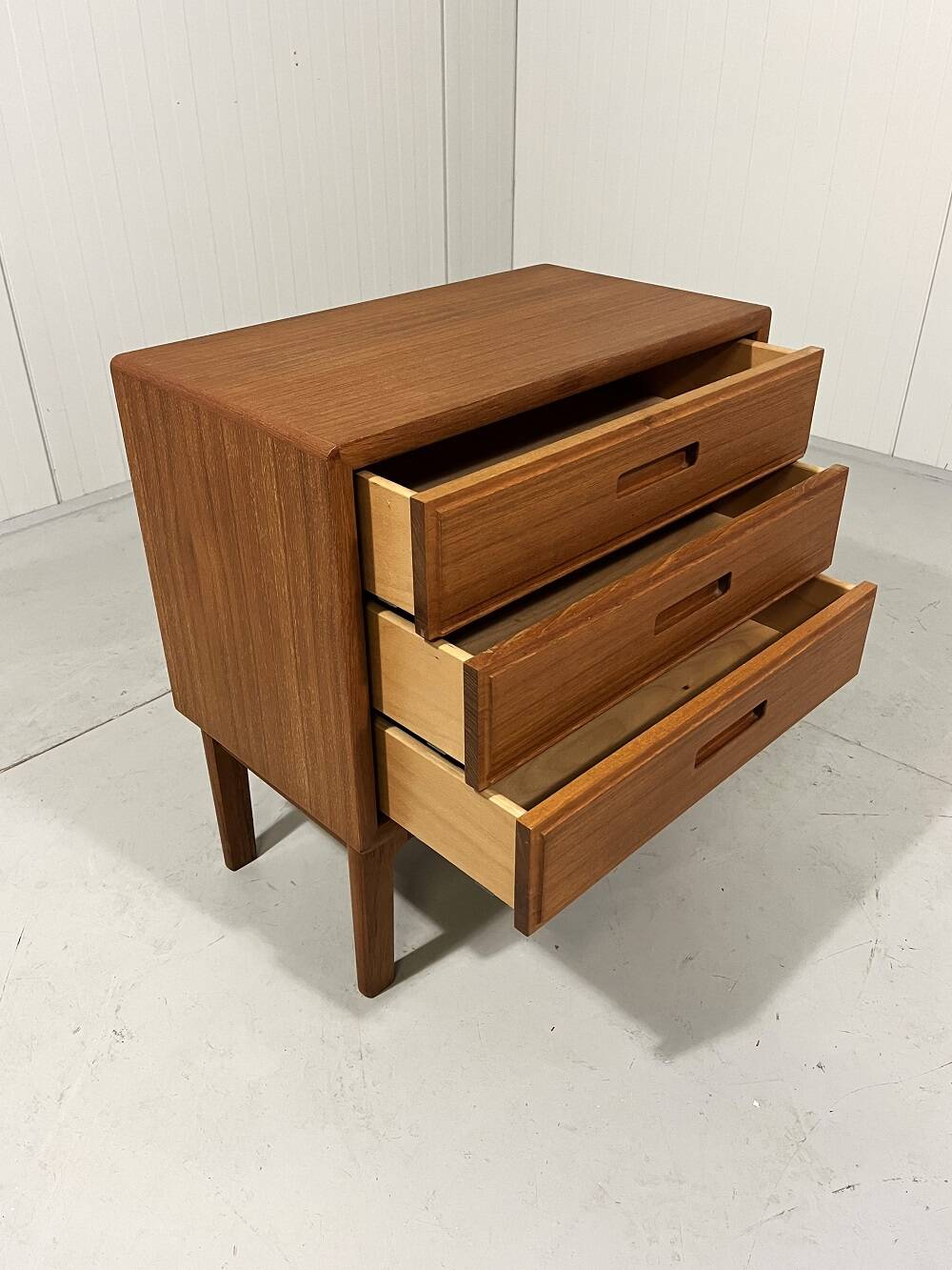 Teak chest of drawers Denmark
