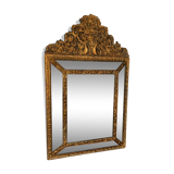 Miroir a parcloses en cuivre repoussé XIXeme - 69x43cm