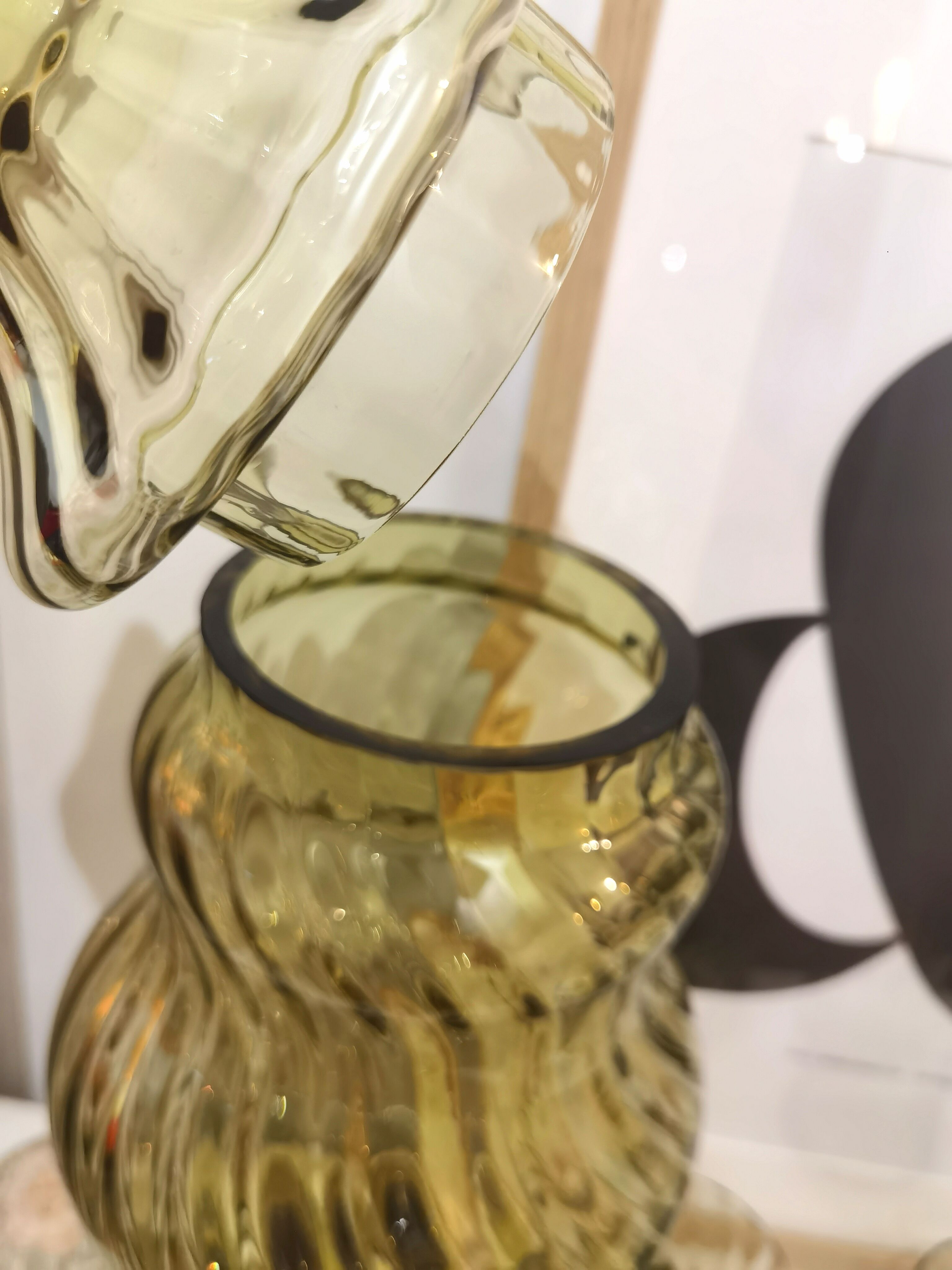 Whiskey fountain, drink fountain