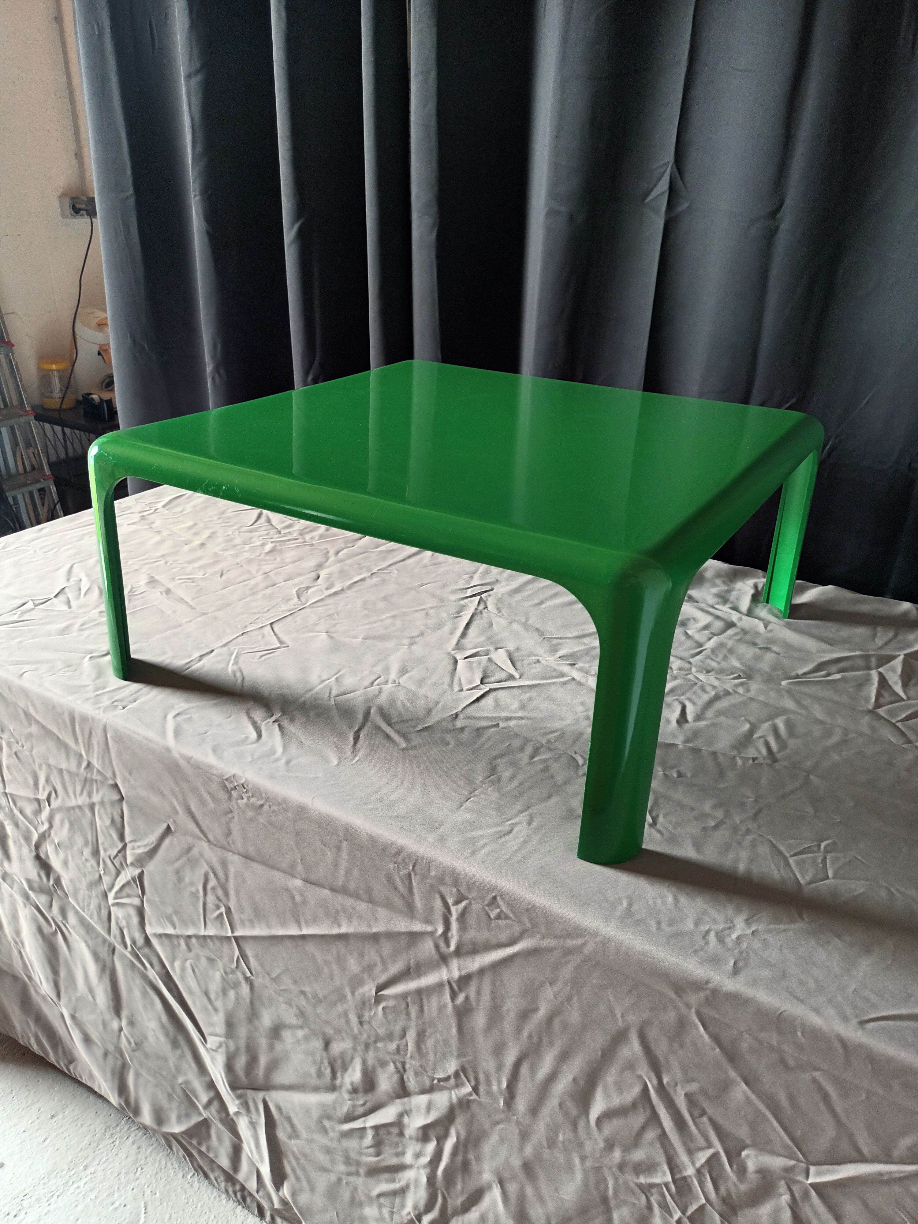 Vico Magistretti coffee table