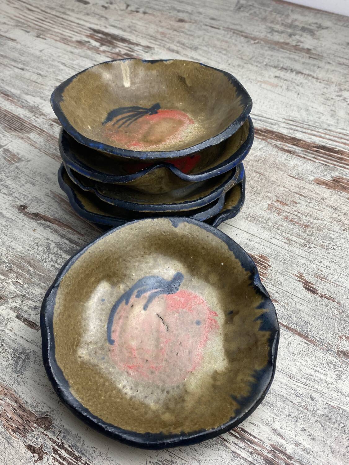 Ceramic dessert bowls