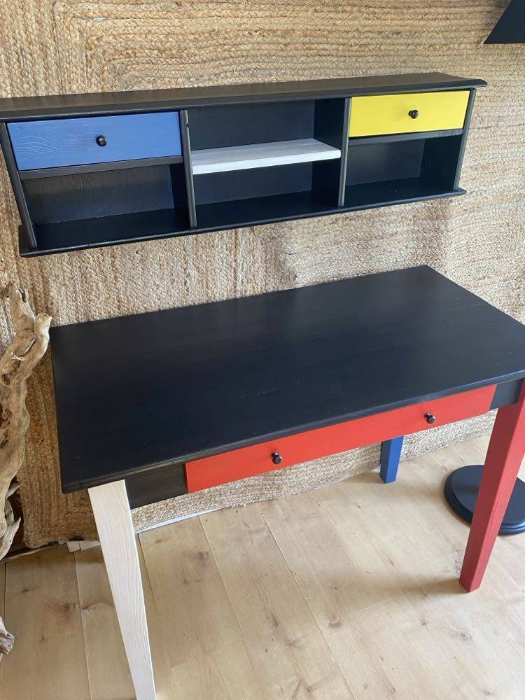 school desk