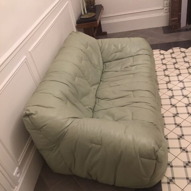 Paire de canapés en cuir  "Informel" de Hans Hopfer Roche-Bobois