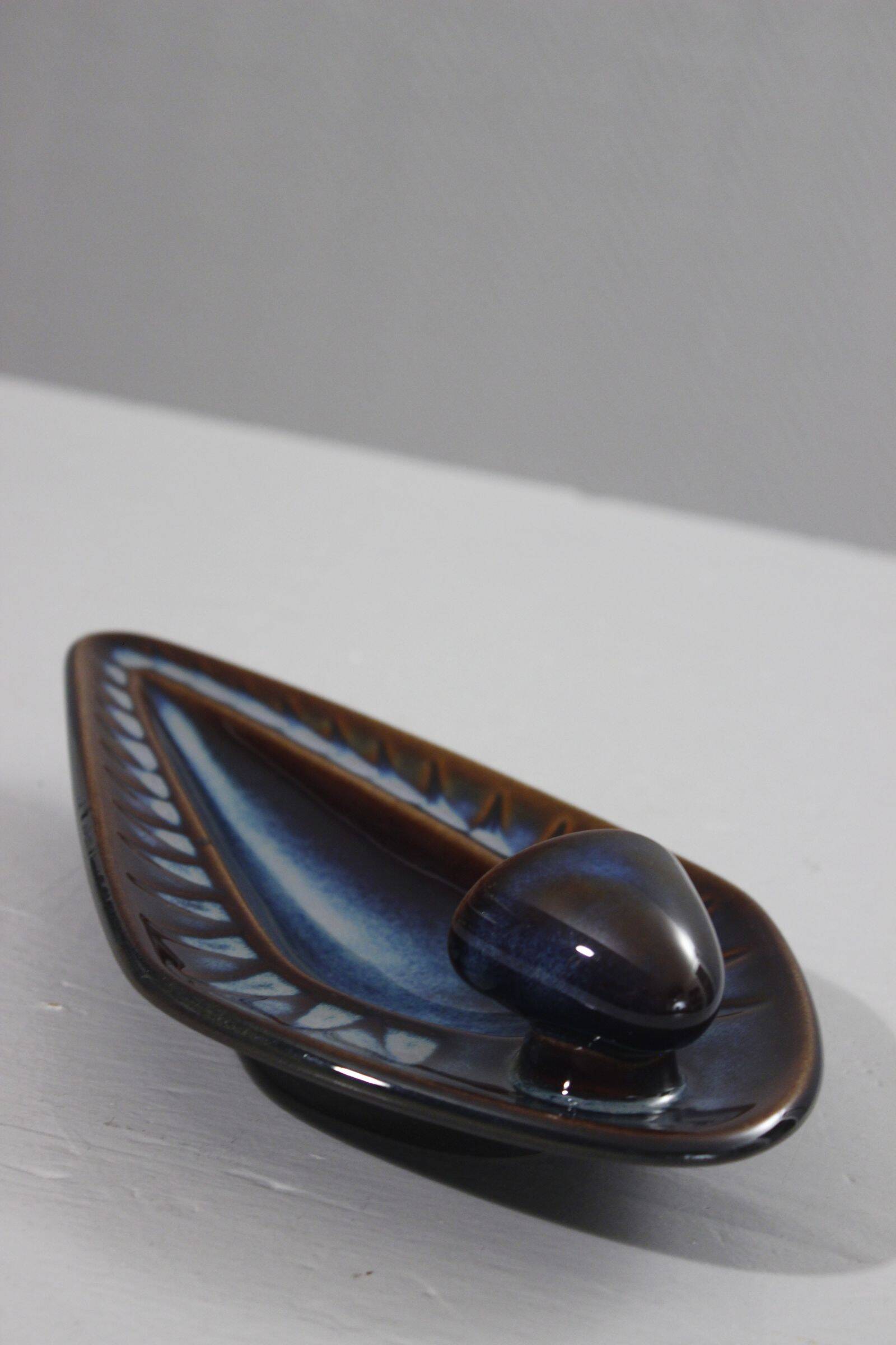 Share Einar Johansen & Søholm Stoneware Wall Candle Holder