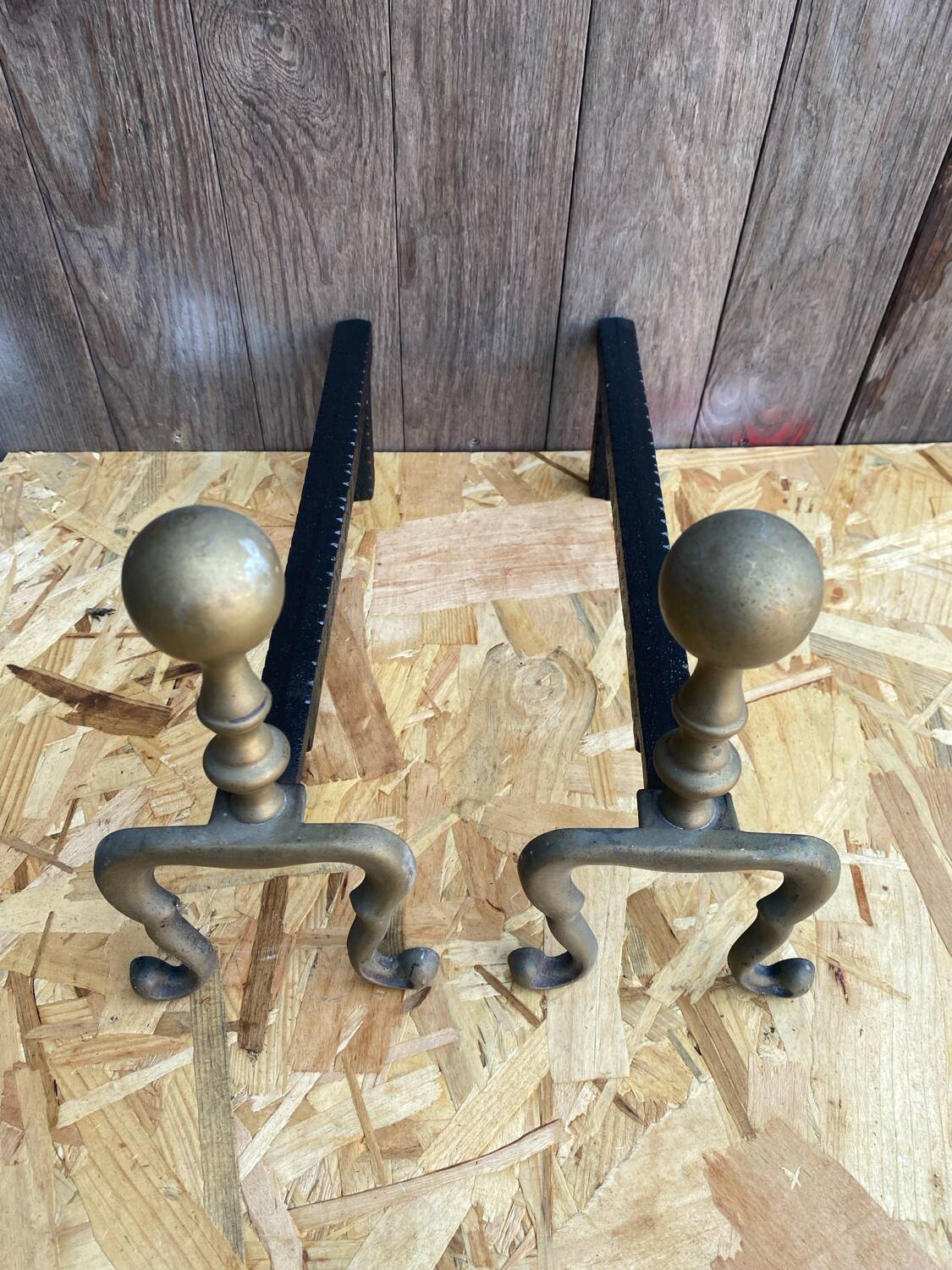 Paire de Chenets Cheminée Ancien Fonte Noire + Bronze Vintage