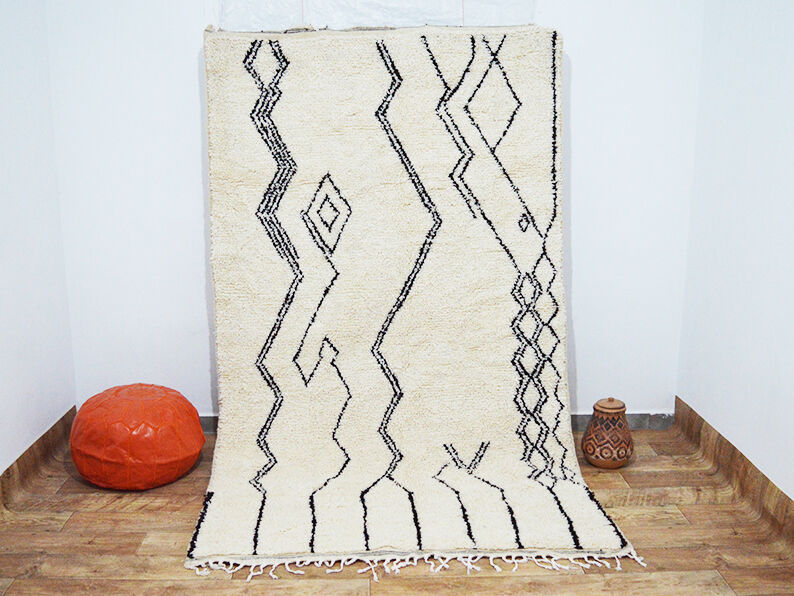 Moroccan carpet white 266x157cm