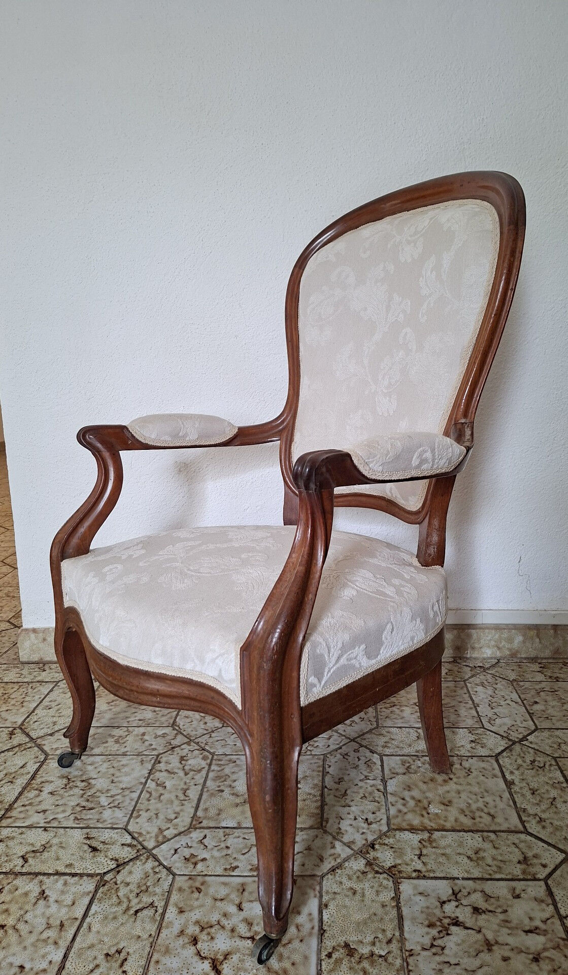 Louis-Philippe Cabriolet Armchair in Mahogany – 19th Century