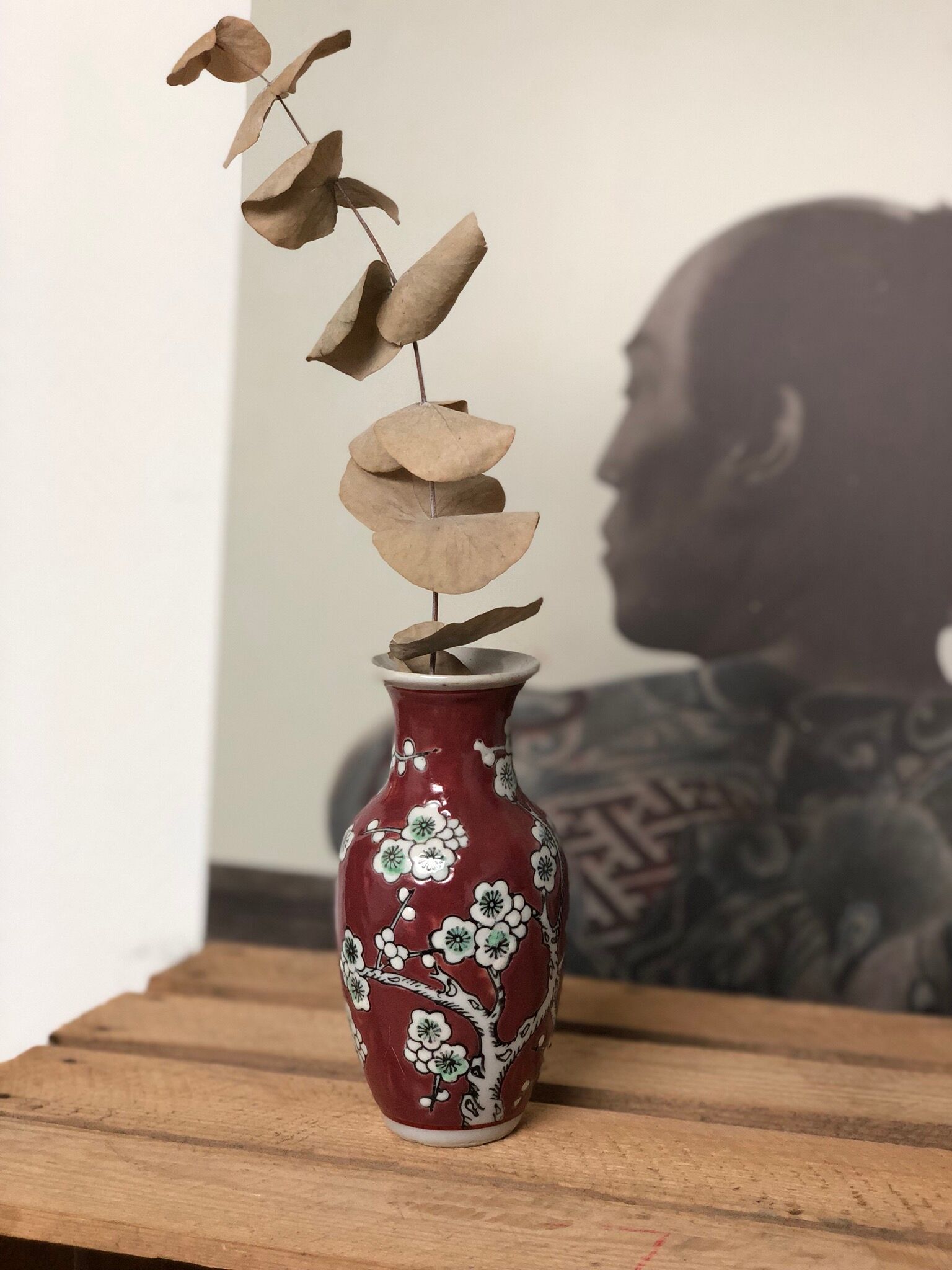 Red inspiration vase Asian
