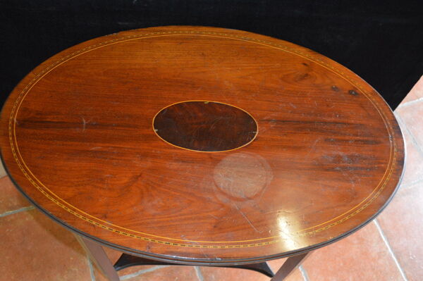 Table guéridon en marqueterie