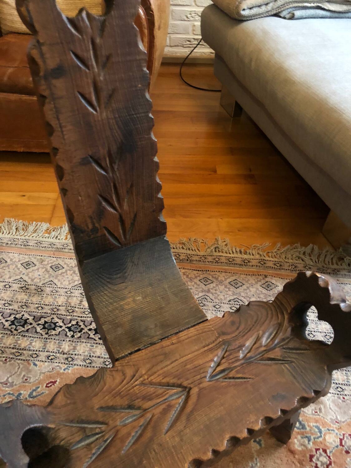Ancienne chaise tripode de traite