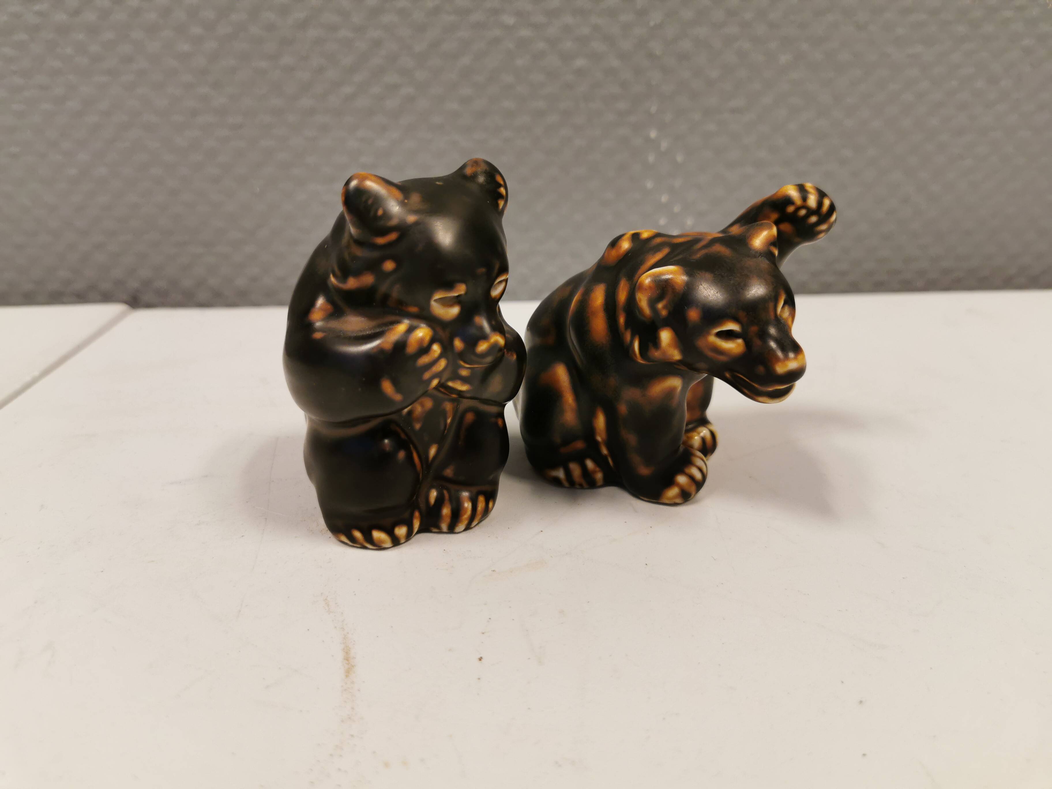 Two Royal Danish porcelain bears by Knud Kyhn