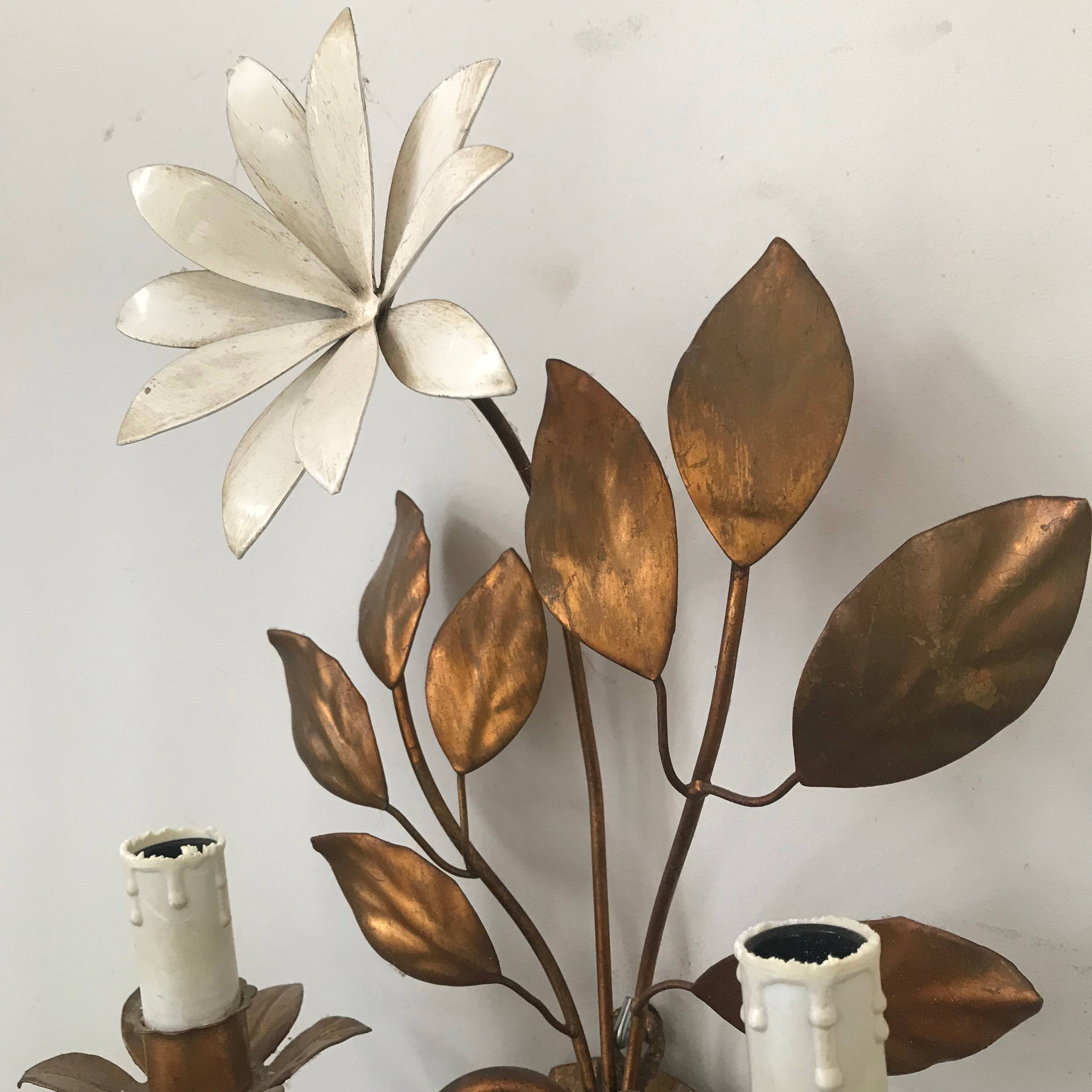 Mid-20th century flower wall light