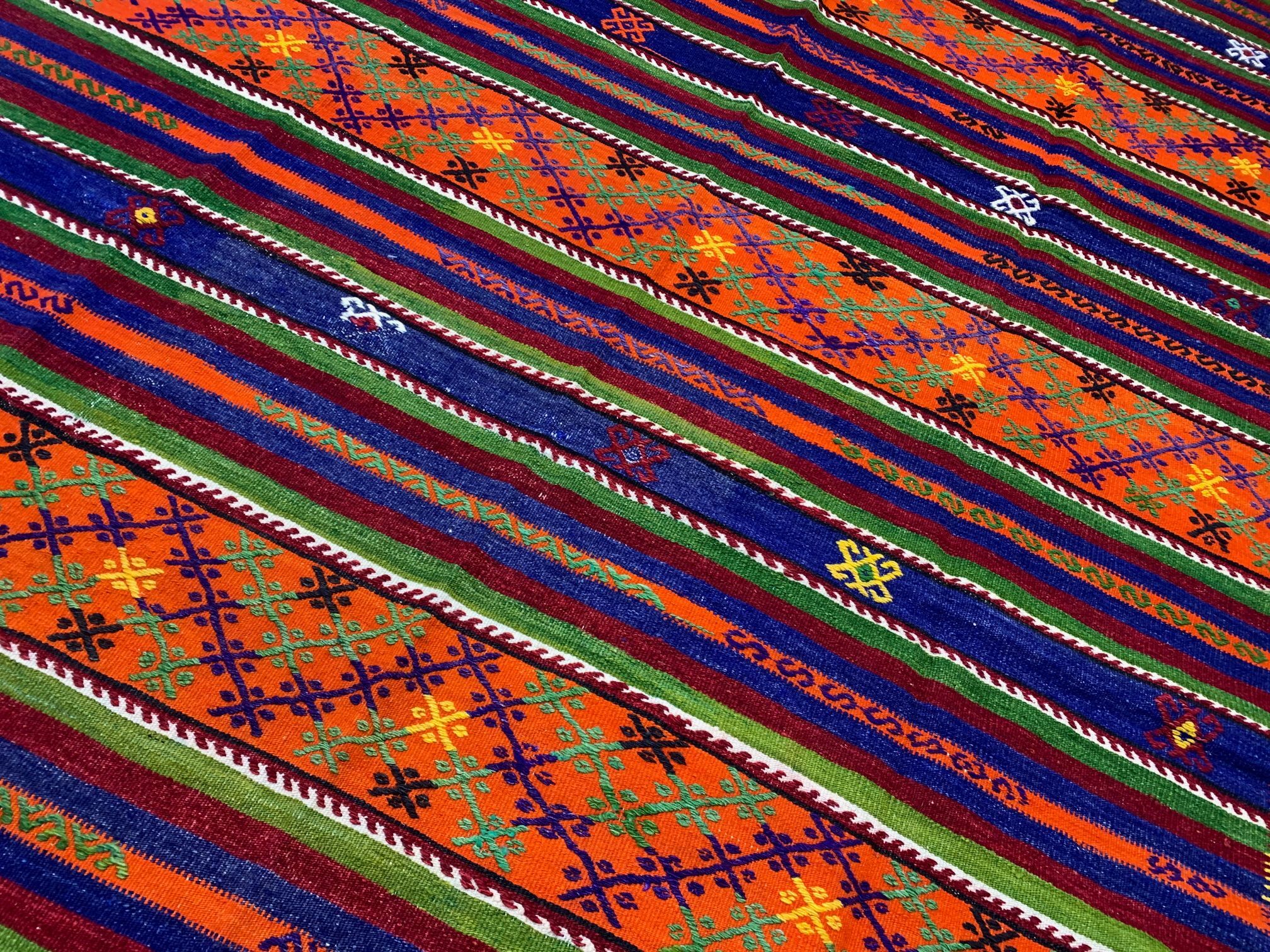 Vintage turkish kilim