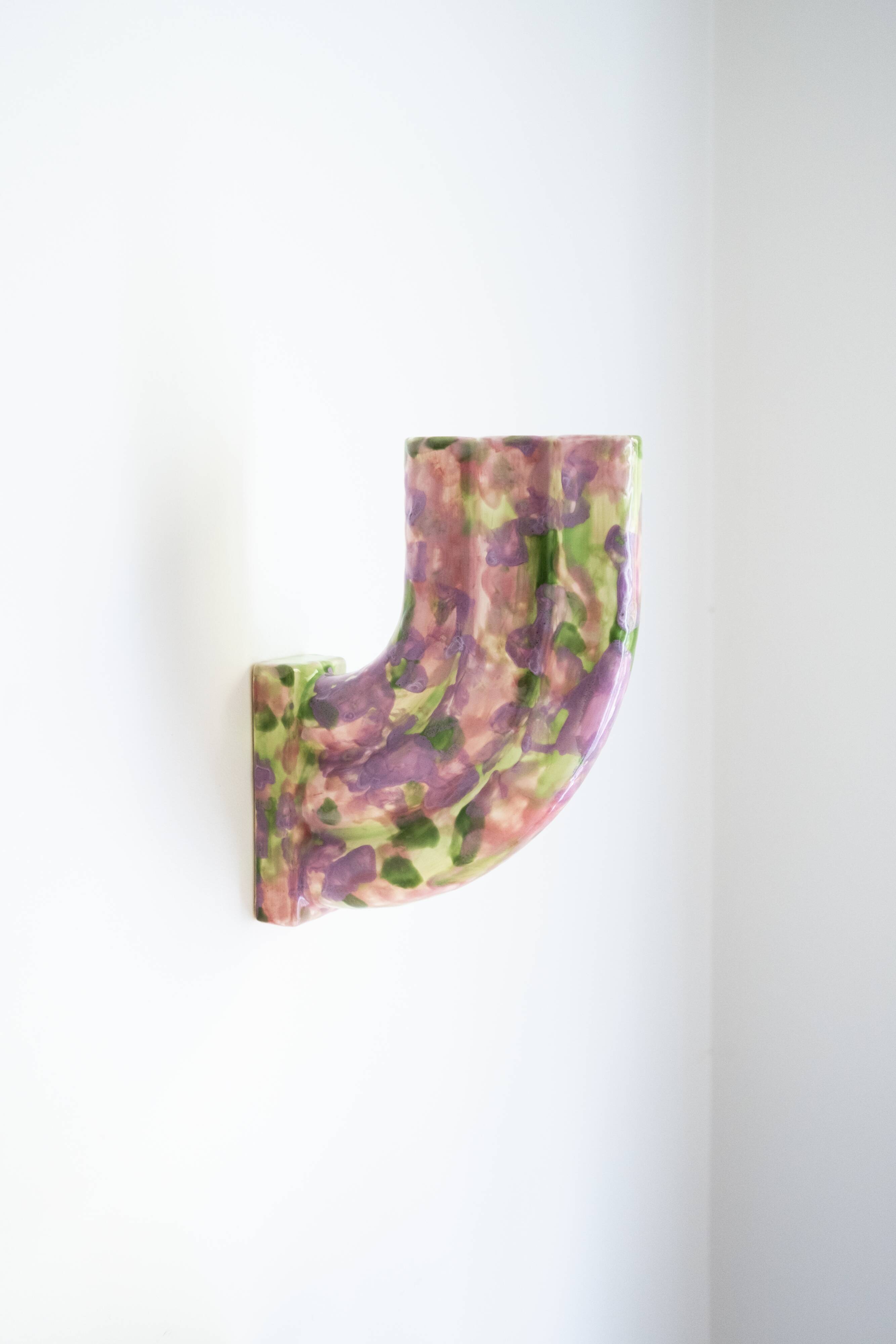 “In Alto Colori” wall vase