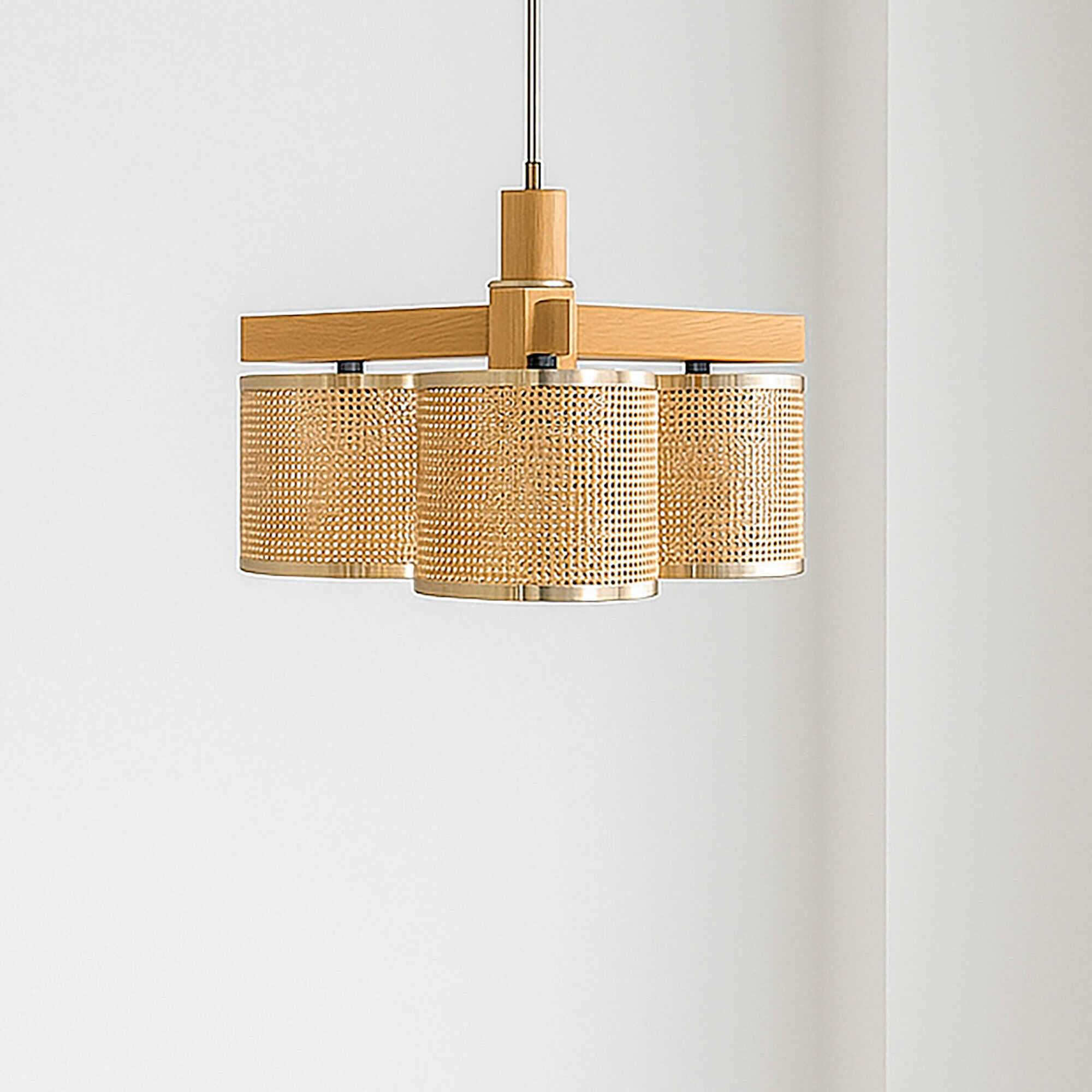 Plafonnier vintage en rotin et laiton, années 1980, Italie.