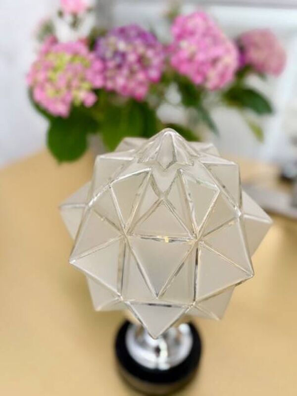 Lampe art déco, globe en forme d'étoile