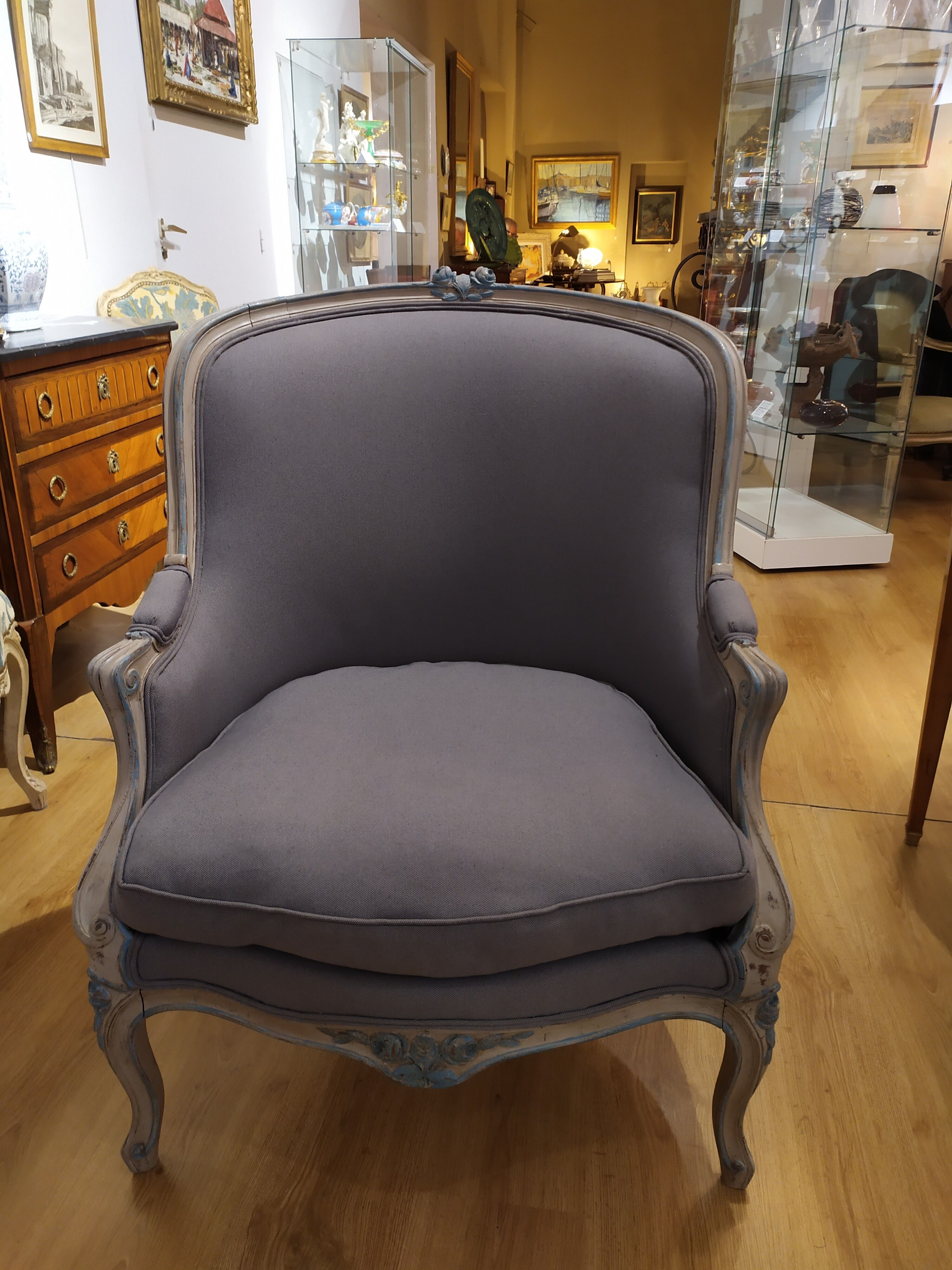 Paire de bergères de style Louis XV