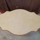 Violin style pedestal table