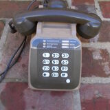 Téléphone vintage à touches