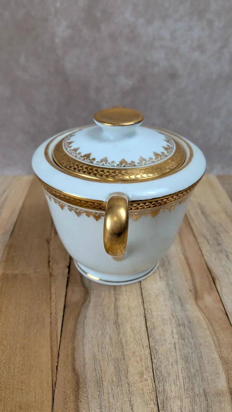Antique sugar bowl in Limoges porcelain – elegant gold decoration