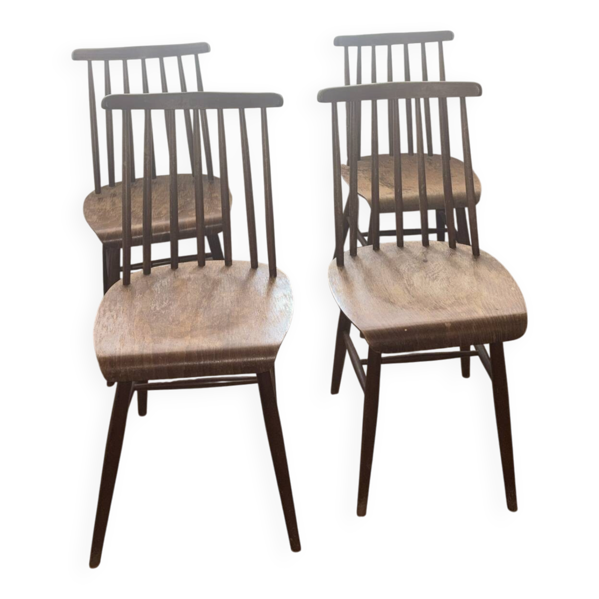 Chaise modèle Fanett