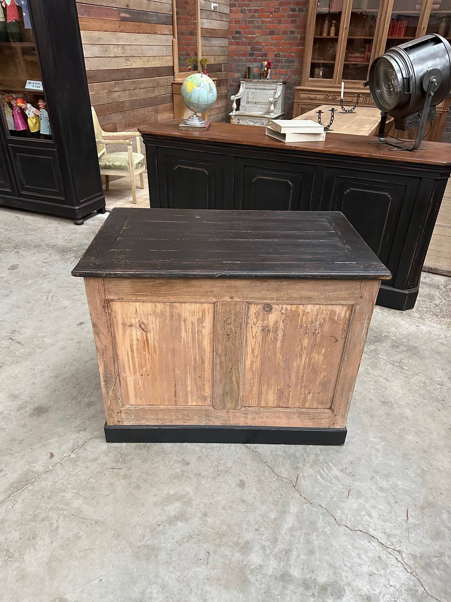 Comptoir d’accueil Début XXème