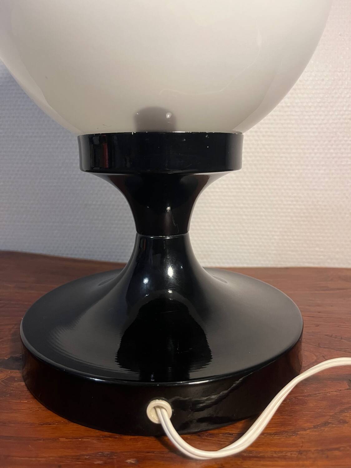 Opaline and black metal table lamp, 1980s